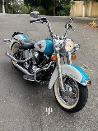 HARLEY-DAVIDSON SOFTAIL HERITAGE CLASSIC HARLEY-DAVIDSON SOFTAIL HERITAGE CLASSIC